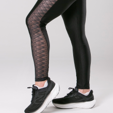 03 legging shape shine tela bolso lateral preto