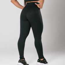 04 legging risc bolso lateral preto